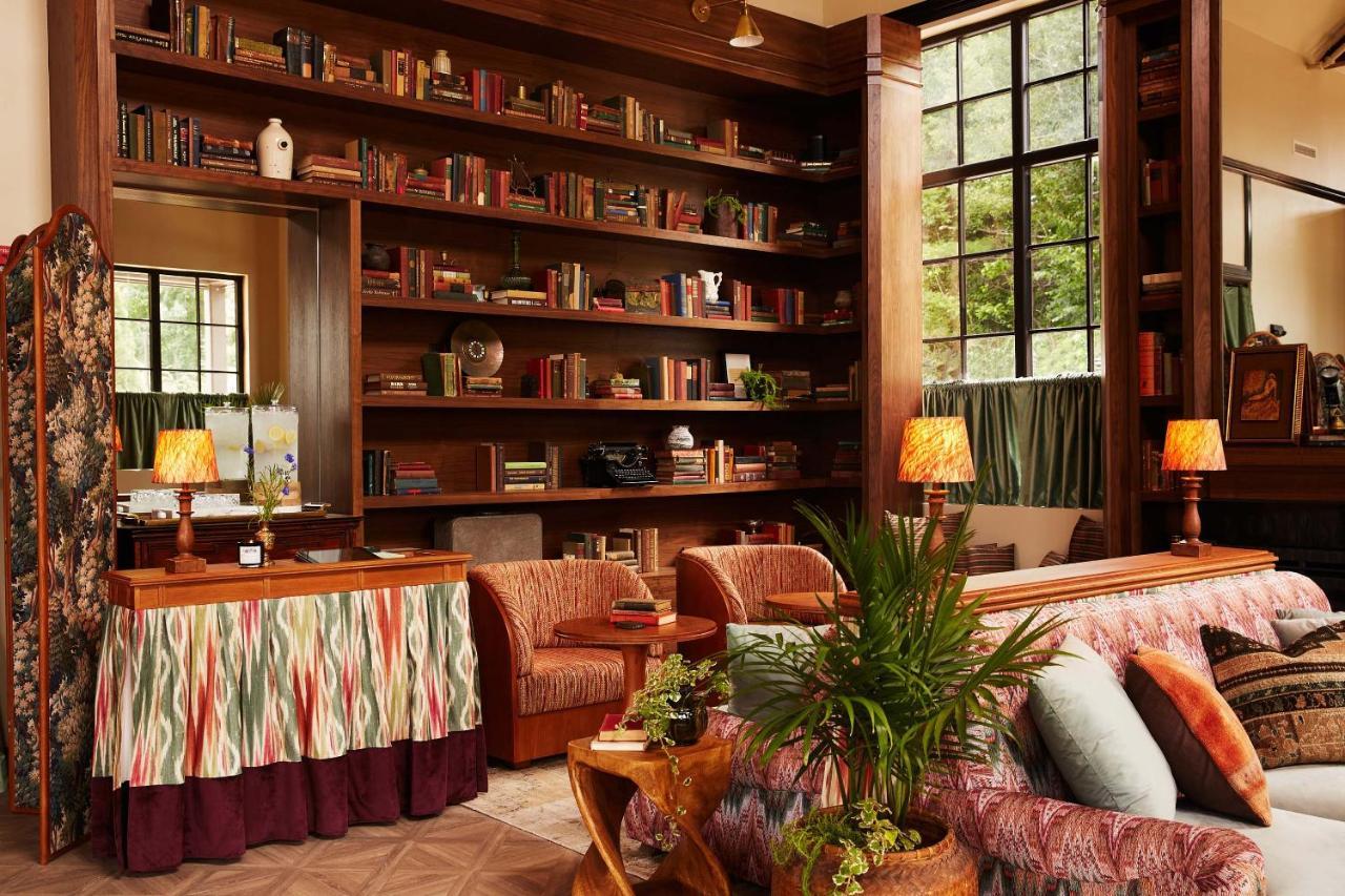 Hotel Berkshires Untold Lenox Exterior foto