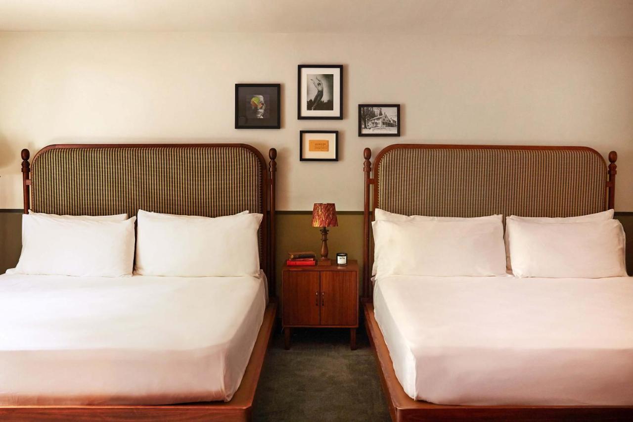 Hotel Berkshires Untold Lenox Exterior foto